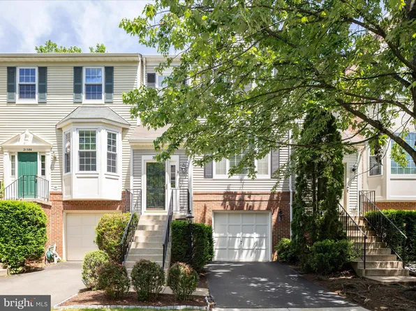 21586 Bankbarn Ter, Ashburn, VA 20148