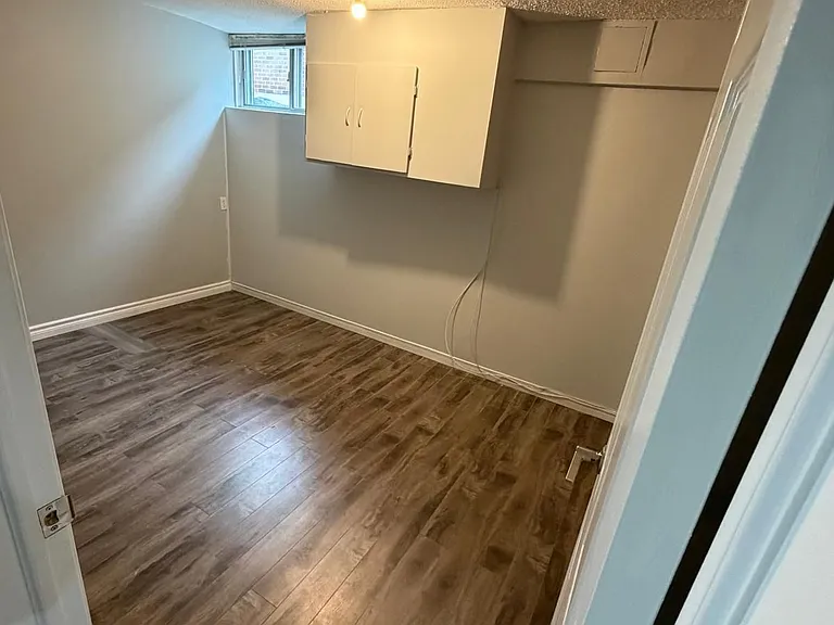 33 Prouse Dr — Photo 12