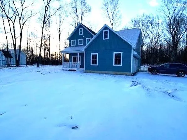 44 Pine Grove Road, Middletown, NY 10940