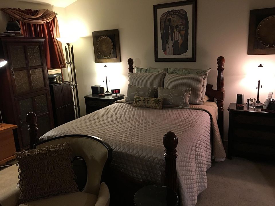 2nd image of 1017 Treeland Way