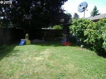 2nd image of 8709 NE 140th Ave