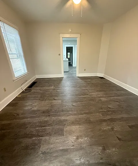 1409 Young St #1 — Photo 2