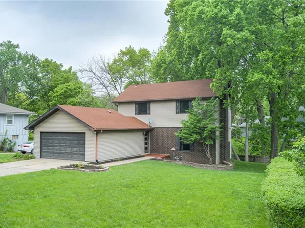 7400 NW 76th Pl, Kansas City, MO 64152