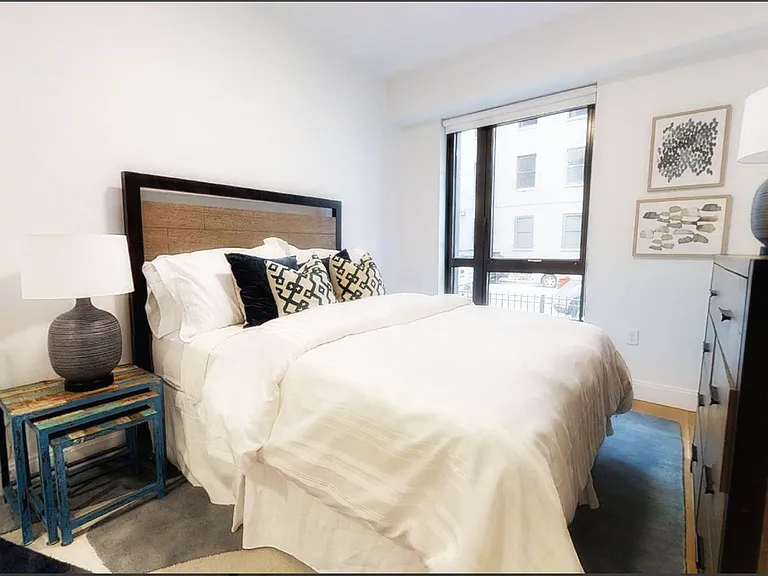 650 Columbus Ave #401 — Photo 7