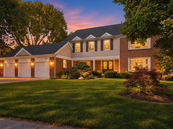 2794 Whispering Oaks Dr, Buffalo Grove, IL 60089