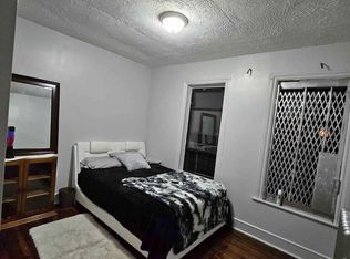 116 W 197th St #A, Bronx, NY 10468