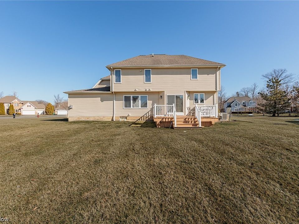2nd image of 306 Knollwood Trl