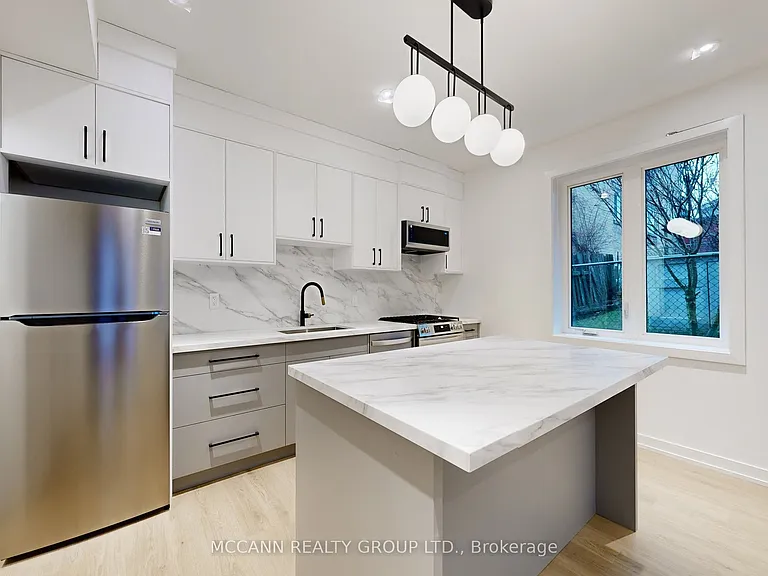 178 Atlas Ave #GARDEN — Photo 17