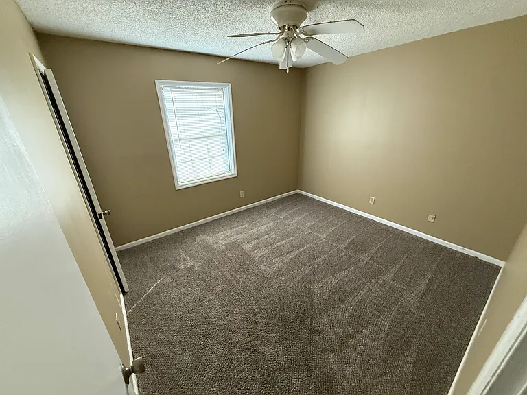 2020 Arkwright Dr — Photo 10