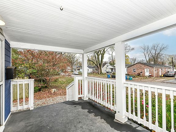 4th image of 4851 Primrose Ave