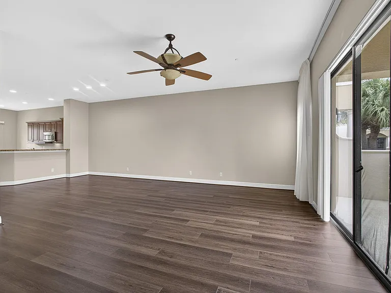 803 Del Sol Cir — Photo 20