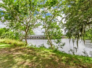 2215 N Riverside Dr, Tampa, FL 33602