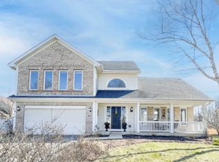 805 Wheatland Ln, Bolingbrook, IL 60490