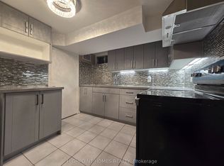 25 Chandler Dr, Toronto, ON M1G1Z1