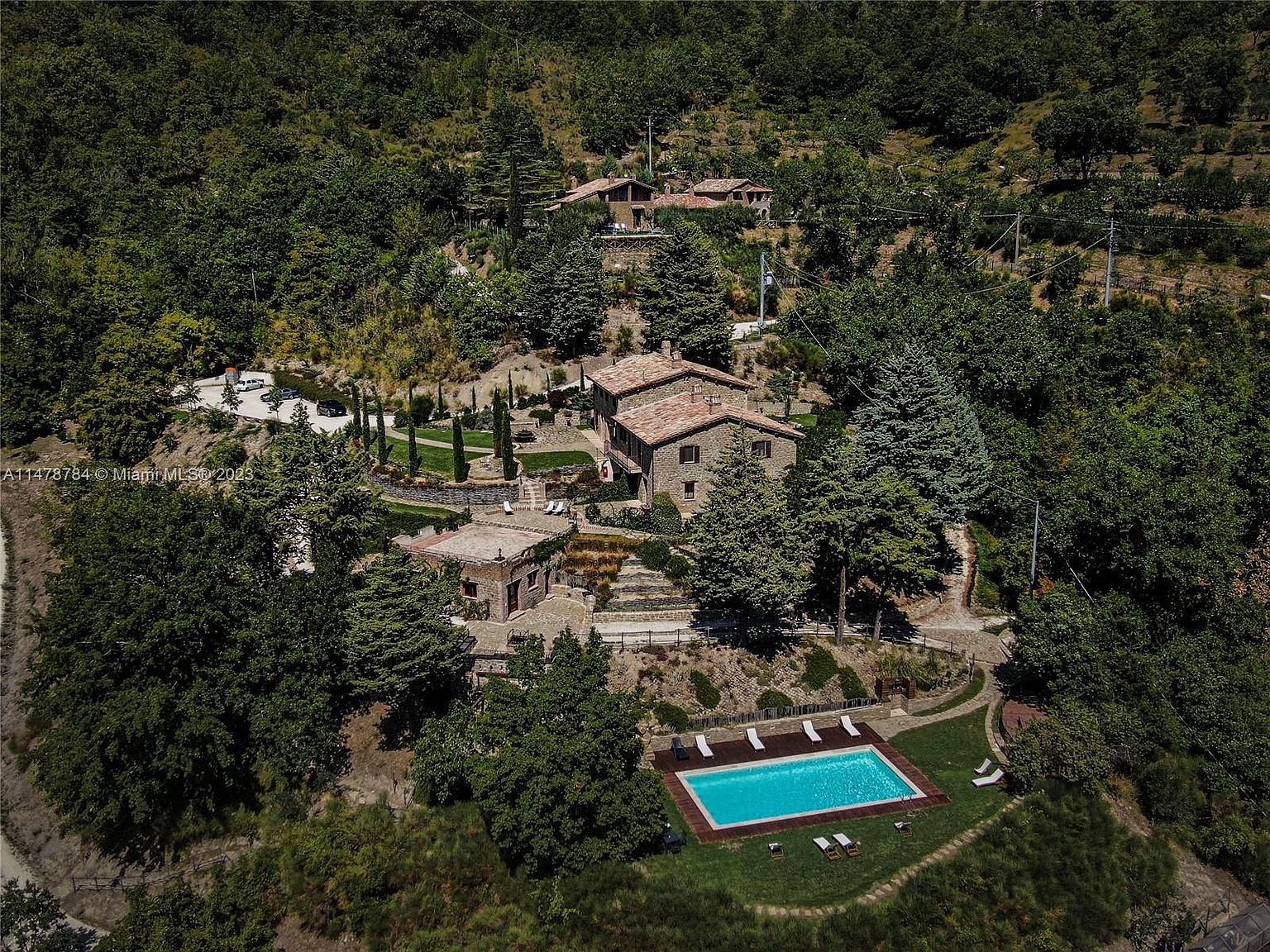 95 Franzione Porziano Assisi, Tariffville, CT 06081 MLS A11478784