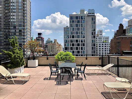 Rented by Brown Harris Stevens | media 20