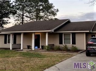 15066 Beau Jon Ave, Prairieville, LA 70769