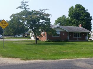 419 E Lincoln Ave, Chrisman, IL 61924