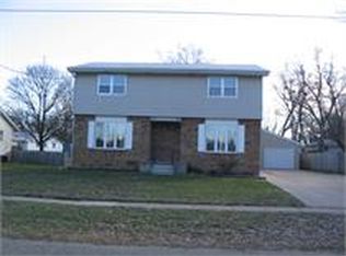 625 3rd St, Waukee, IA 50263