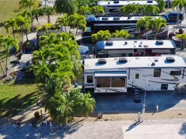 835 Gulf Waters Blvd, Fort Myers Beach, FL 33931