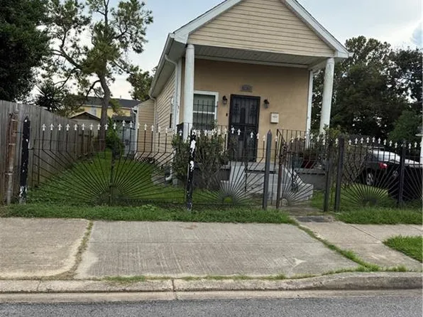 3136 N Galvez St, New Orleans, LA 70117