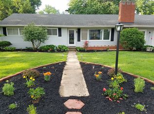 925 E Mary Ln, Terre Haute, IN 47802