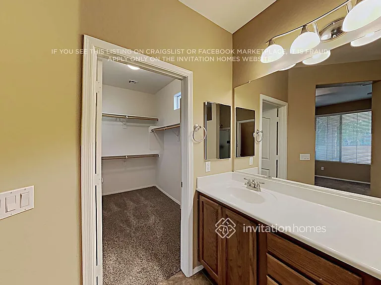 21024 E Stonecrest Dr — Photo 13