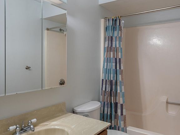5th image of 5867 Appleview Dr SE