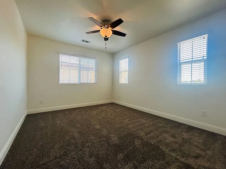1172 Fox Field Ln — Photo 18