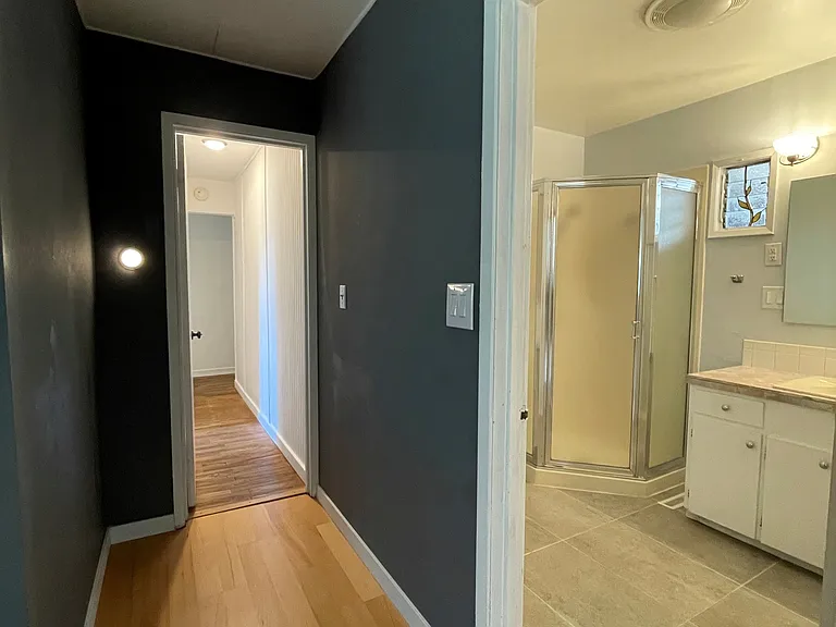 1616 Perry Ave — Photo 29