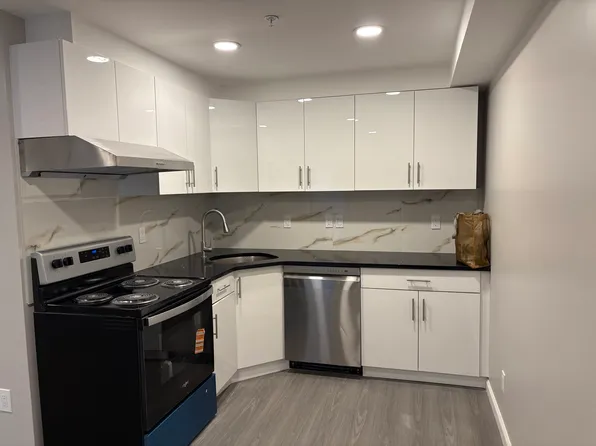 71 Franklin St #1B, Belleville, NJ 07109