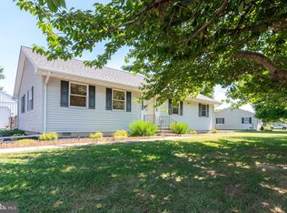 2319 Andrews Lake Rd, Felton, DE 19943