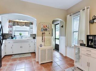 18 Coomer Ave #1, Warren, RI 02885