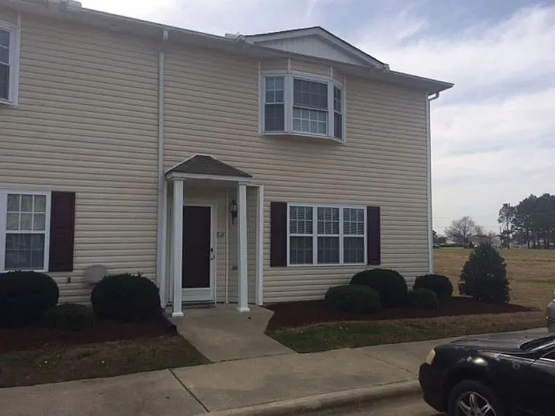 2124 Flagstone Ct #F11