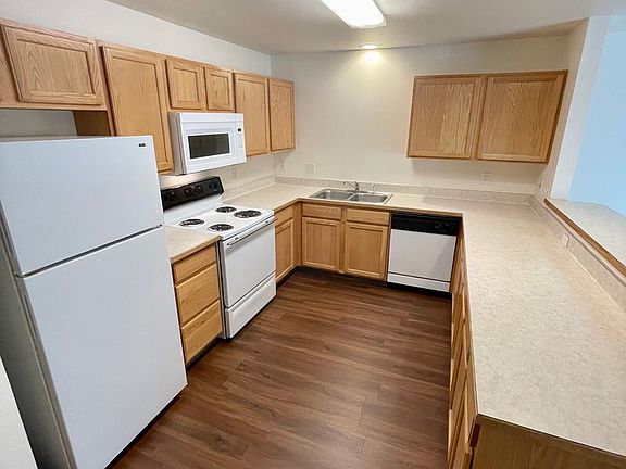 3rd image of 5521 Glenridge Way #5525