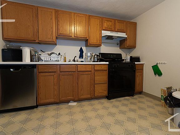 4th image of 5 Darling St APT 5