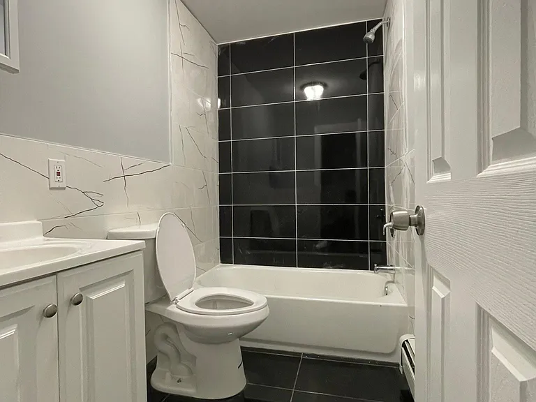 168 Fulton Ave #1 — Photo 6