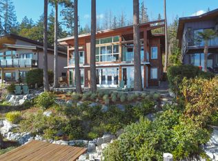 6085 Silverstone Ln, Sechelt, BC V7Z 0T8