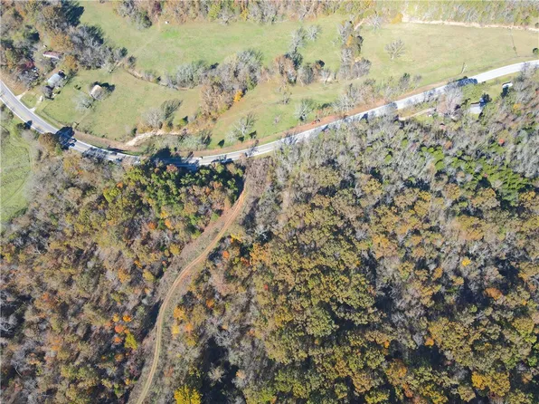 8451 Us Highway 412, Green Forest, AR 72638