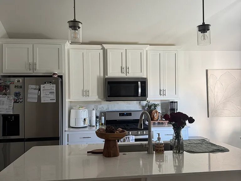 261 Megan Ln — Photo 4