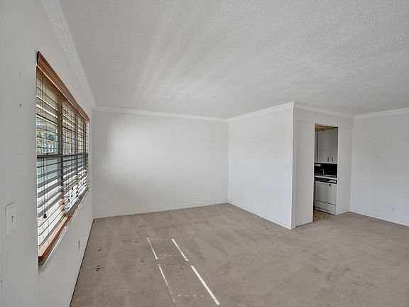4th image of 2801 Victoria Way #F2