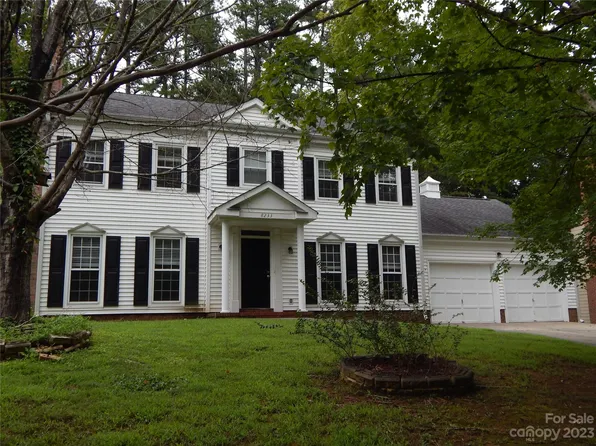 8233 Charles Crawford Dr, Charlotte, NC 28269