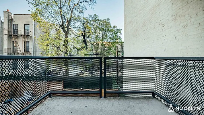 Rented by Nooklyn NYC LLC | media 47