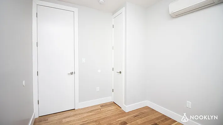 Rented by Nooklyn NYC LLC | media 15