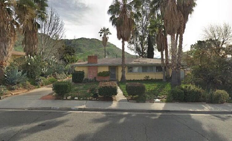 3522 Mt. Vernon, Front Yard