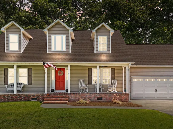 401 Cedar Lane, Washington, NC 27889
