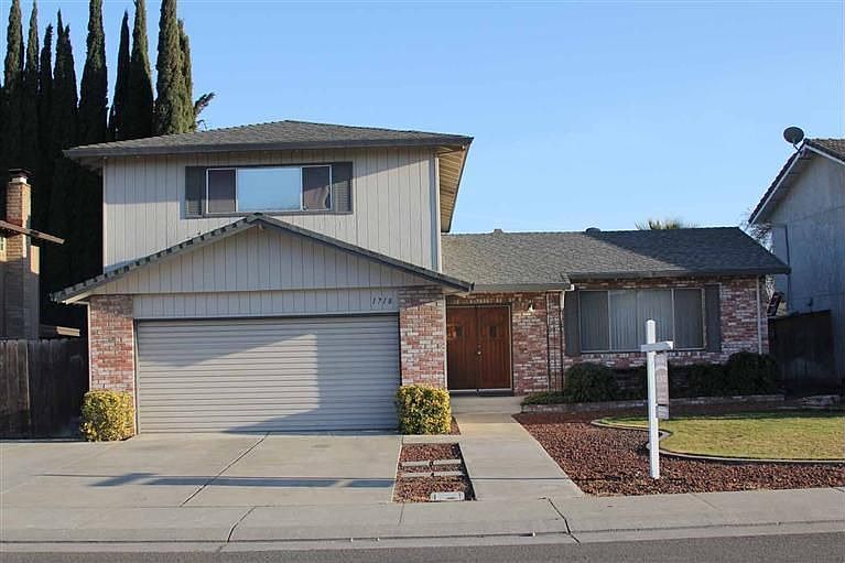 1st image of 1718 Pecos Cir