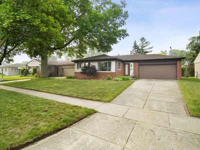 39197 Ross St, Livonia, MI, 48154
