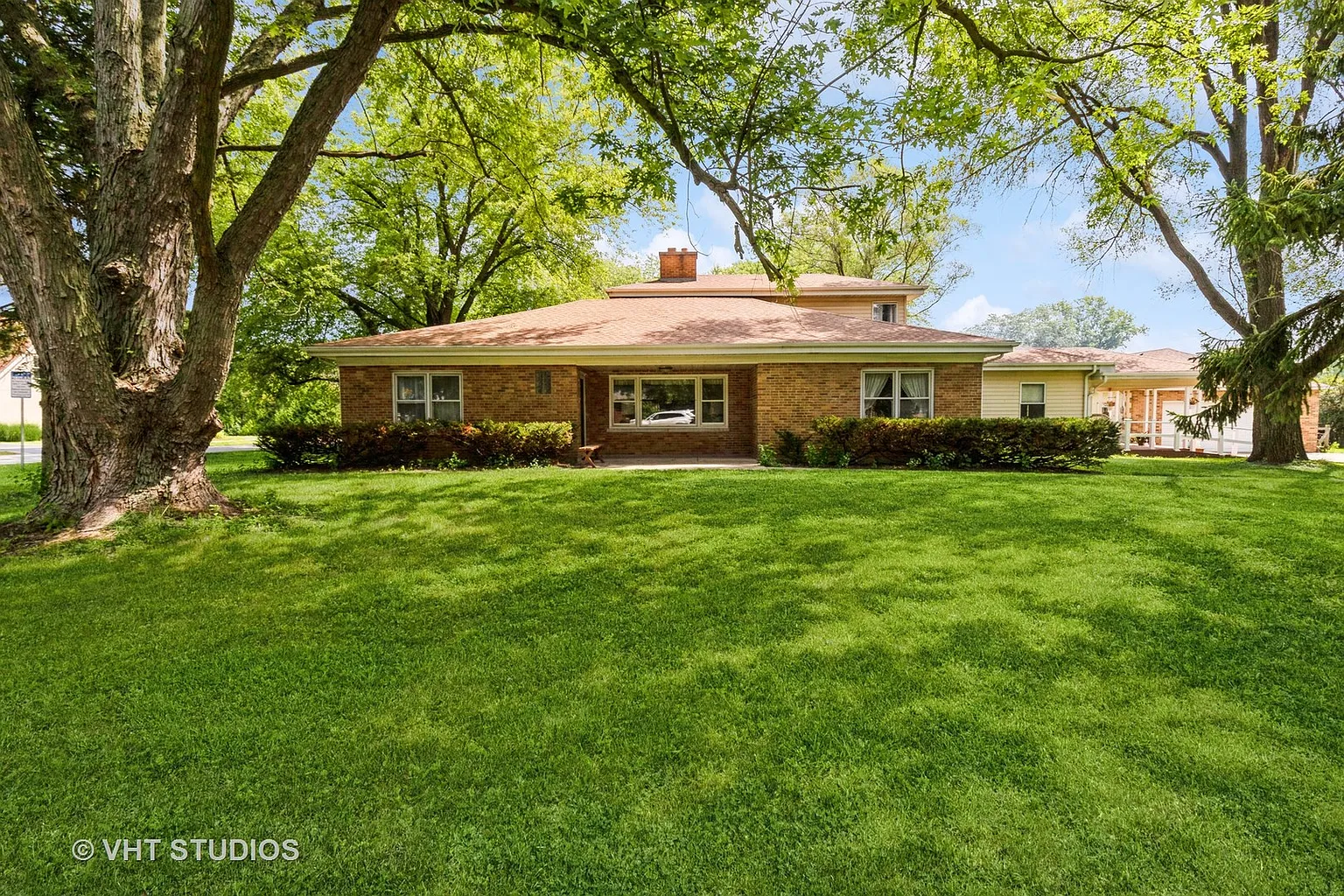 22051 N Prairie Rd photo 1