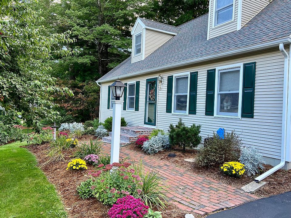 2nd image of 82 Beechwood Dr